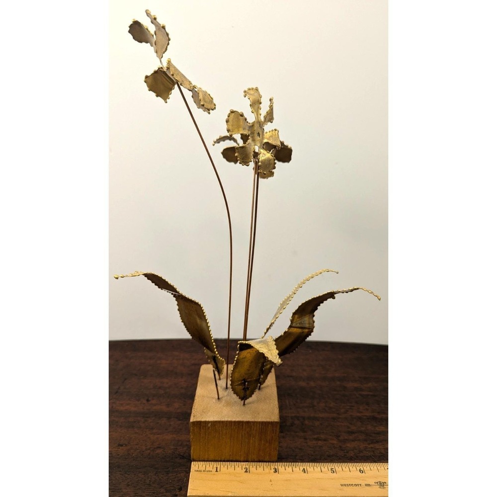 Vintage MCM Brutalist Brass Metal Floral Sculpture Wood Base Handmade Abstract - Picture 4 of 10